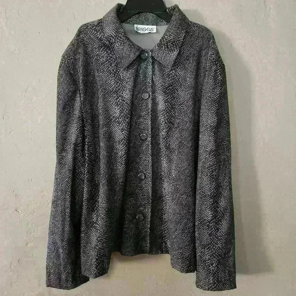 Briggs snake print button down top/jacket grey size large